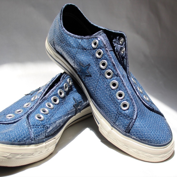 converse blue sequin
